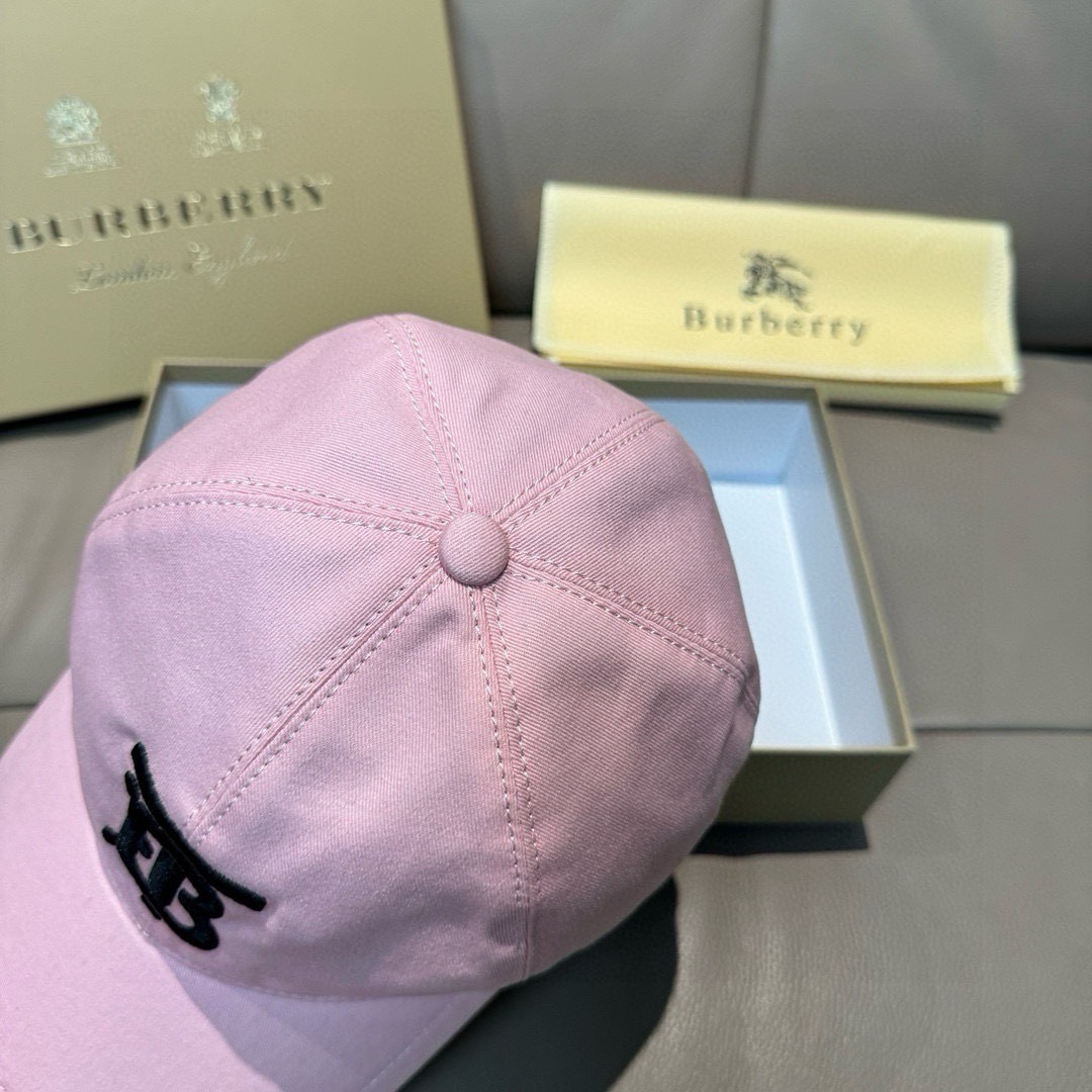 Burberry hat