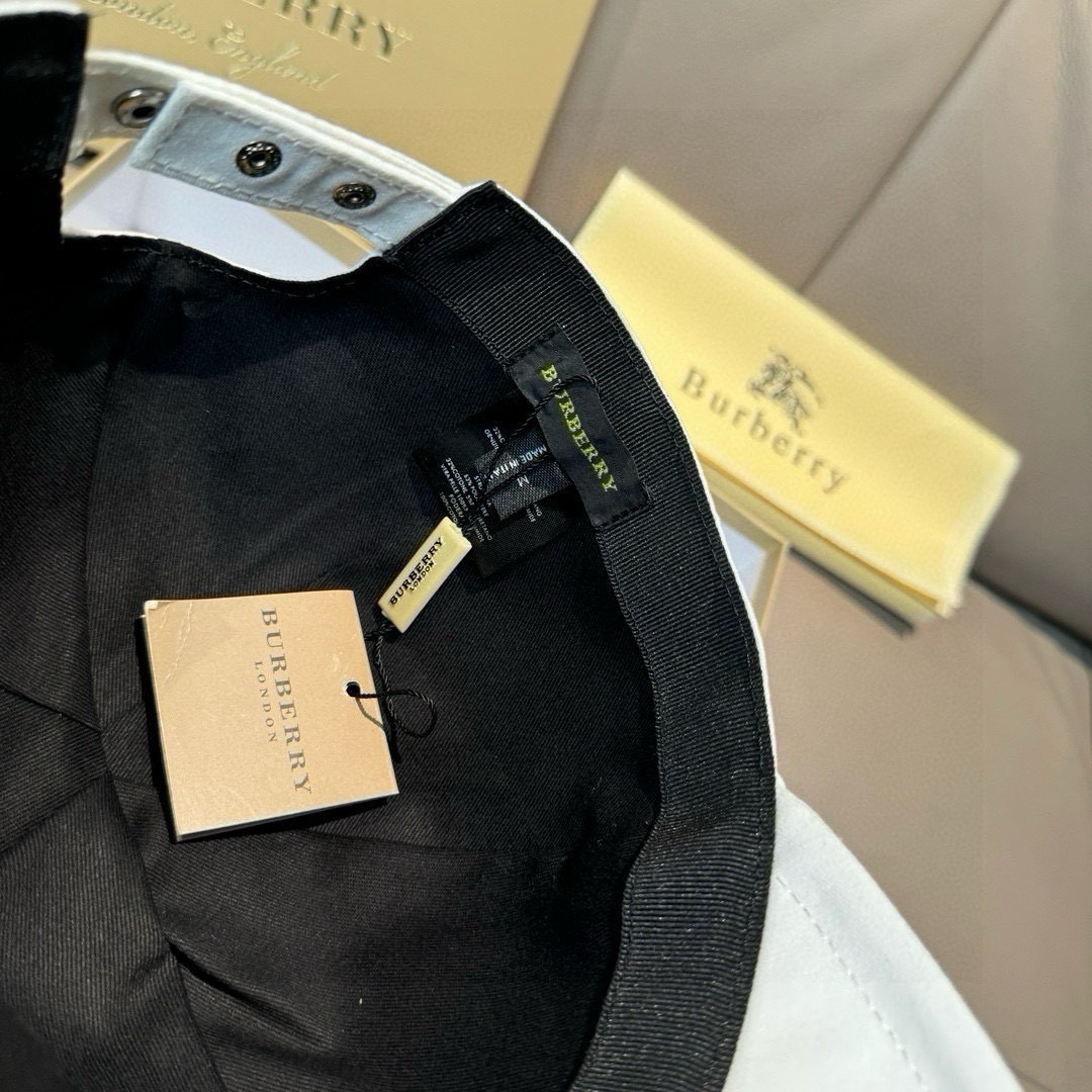 Burberry hat