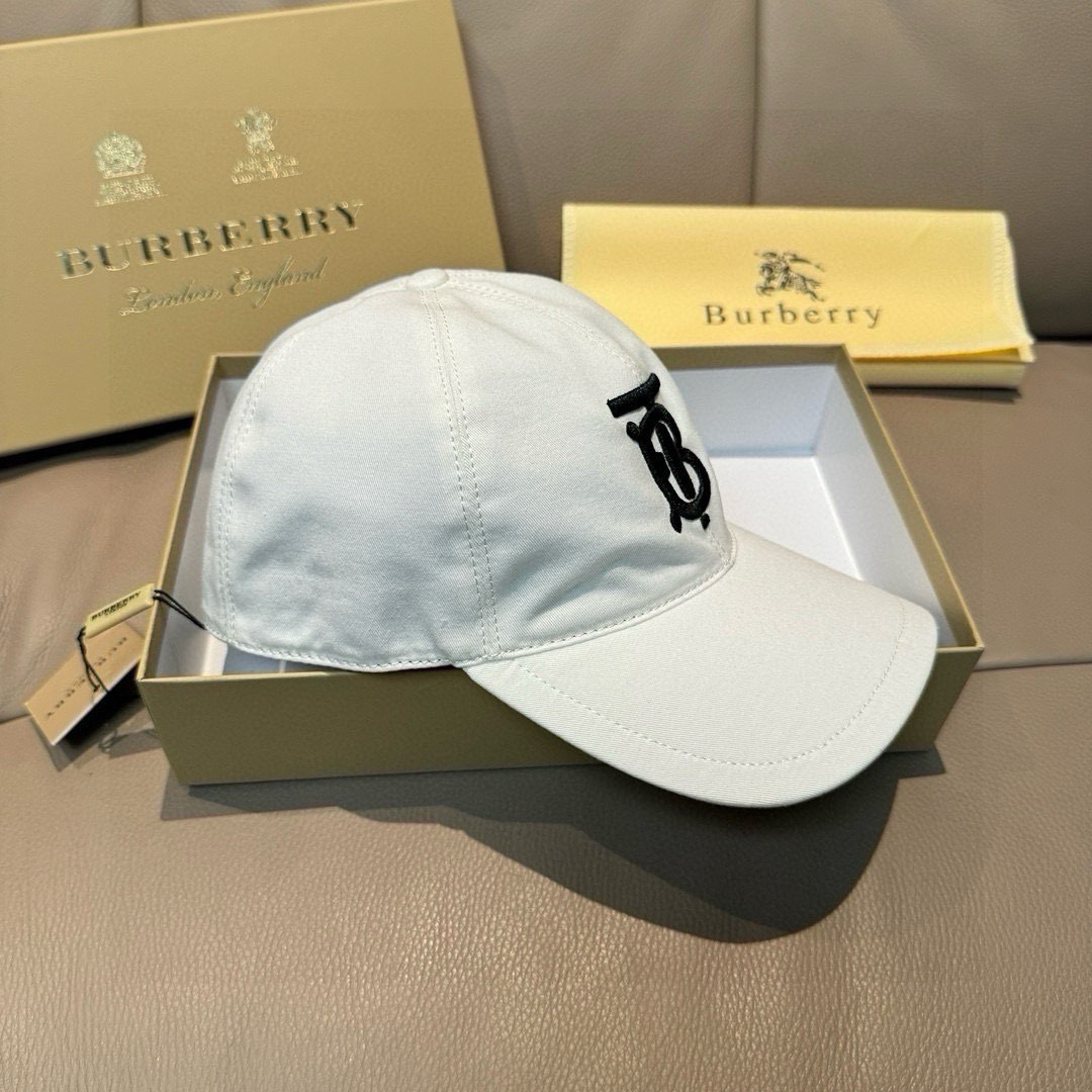 Burberry hat