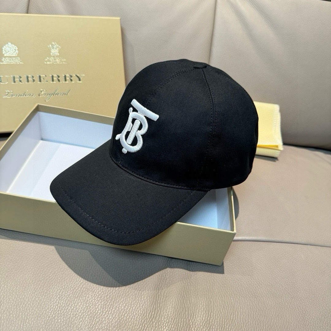 Burberry hat