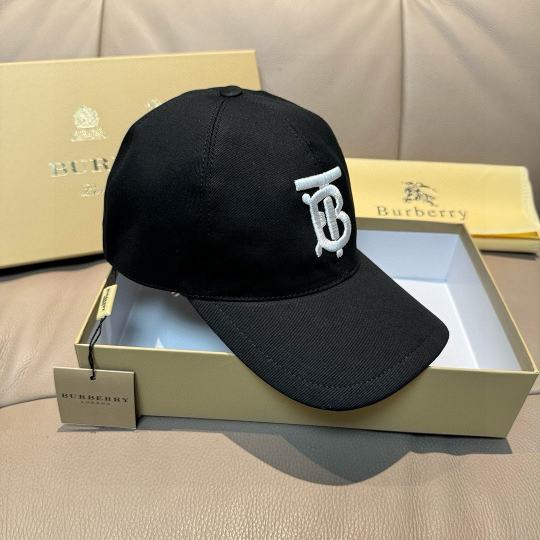 Burberry hat