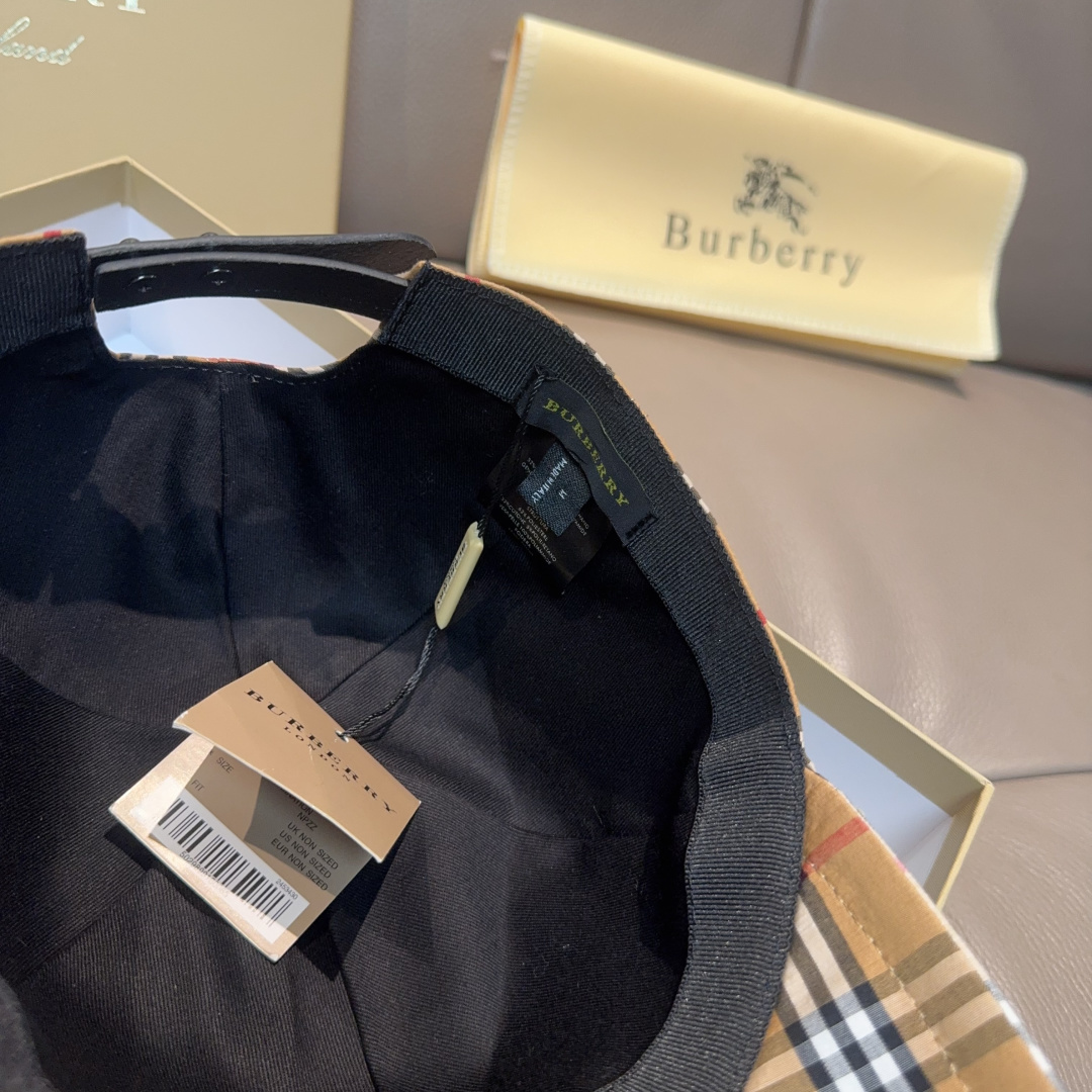 Burberry hat