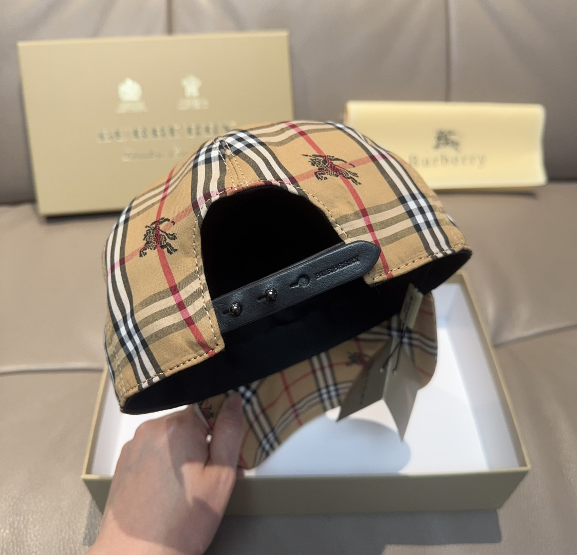 Burberry hat