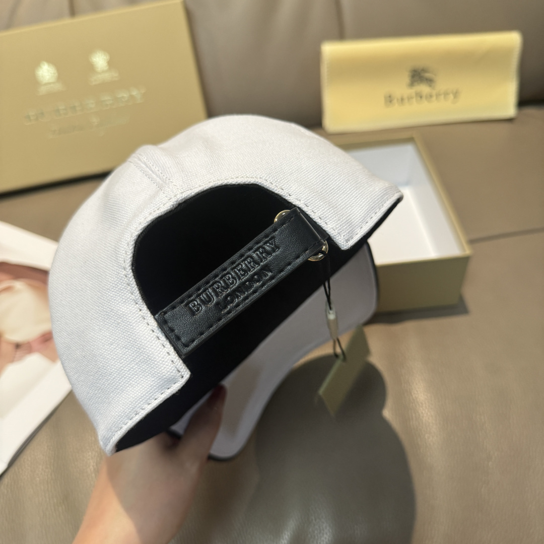 Burberry hat