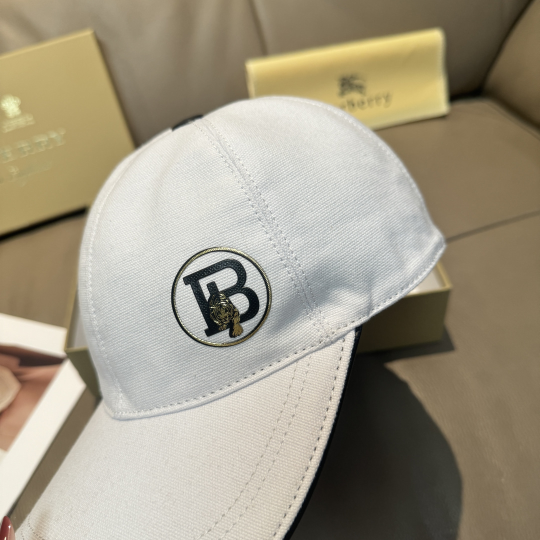 Burberry hat