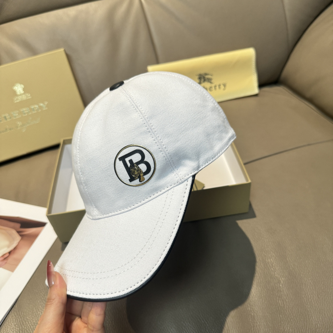 Burberry hat