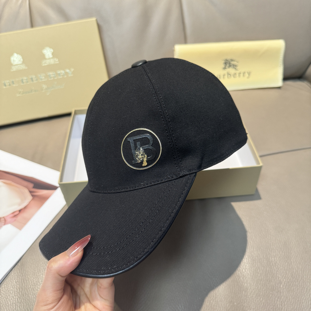 Burberry hat