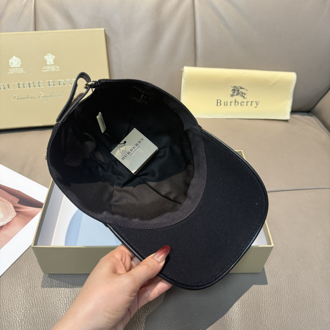 Burberry hat