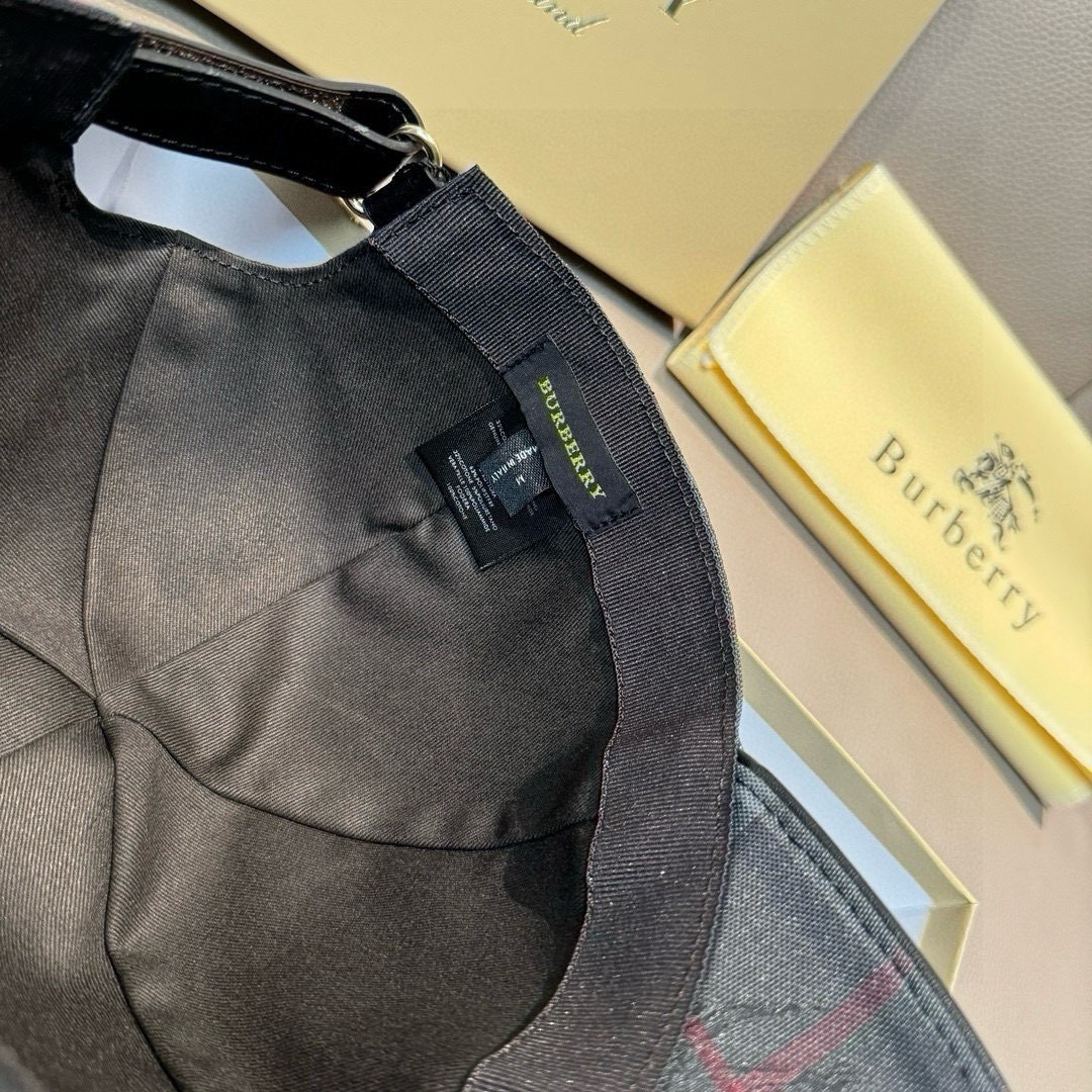 Burberry hat