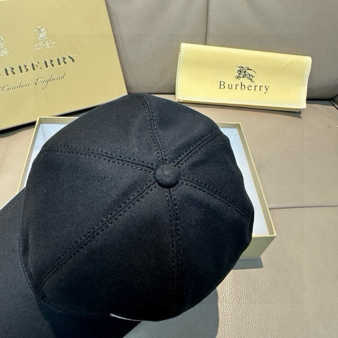 Burberry hat