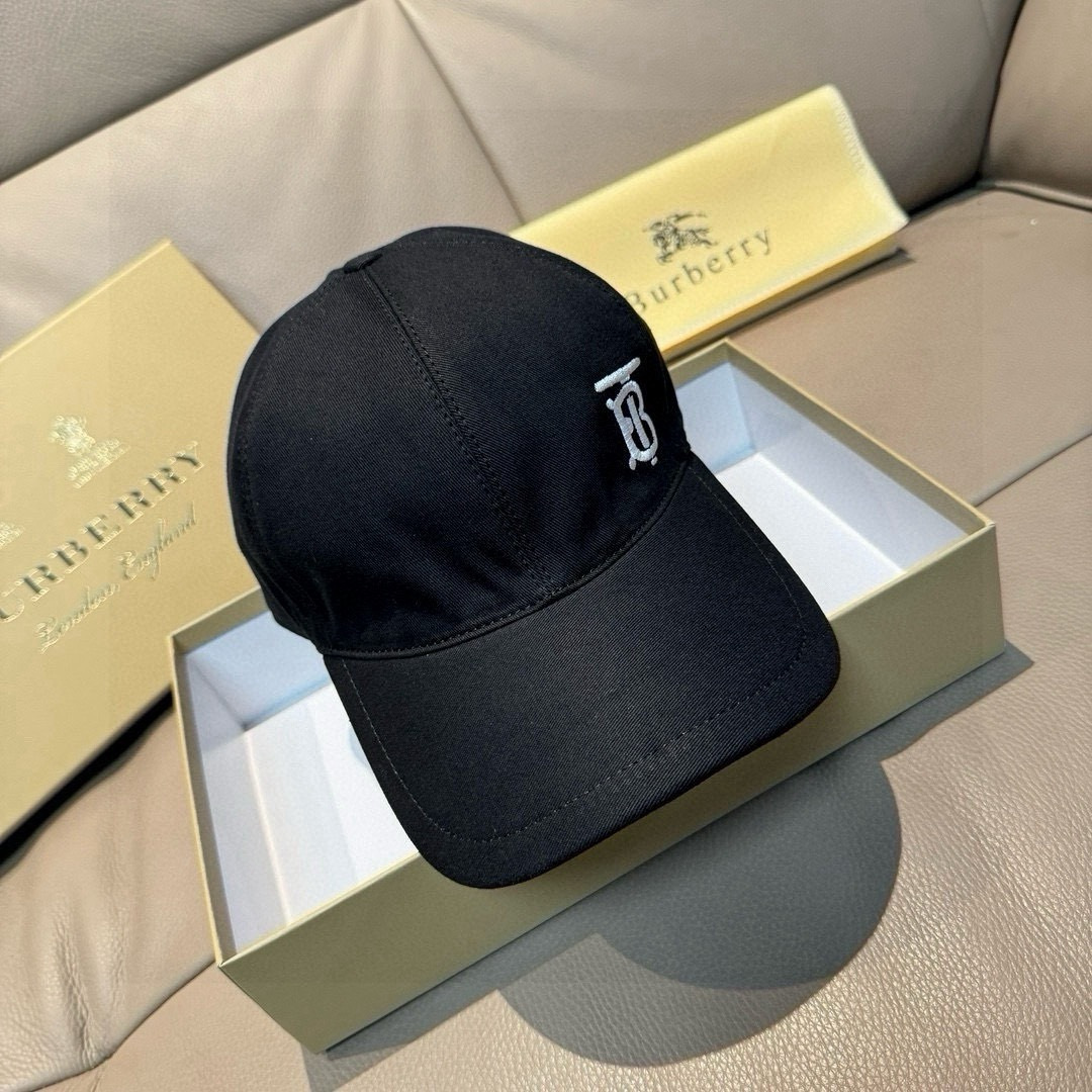 Burberry hat