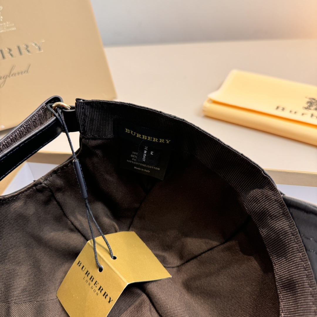Burberry hat
