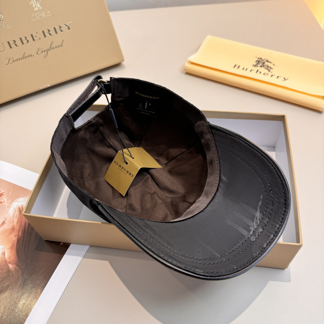 Burberry hat