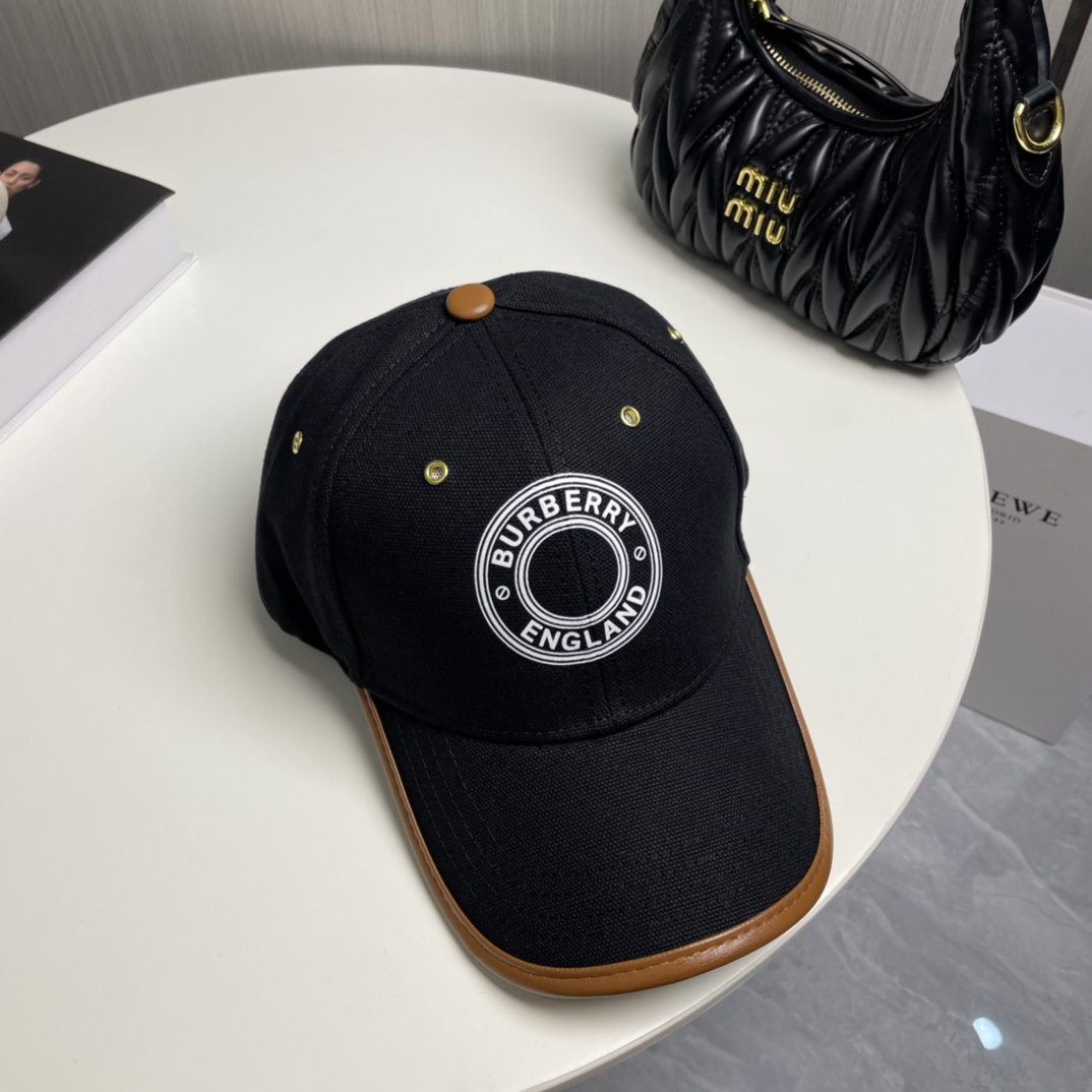 Burberry hat