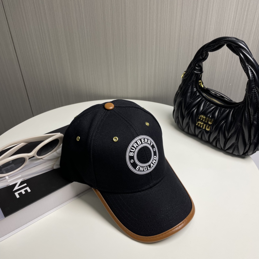 Burberry hat