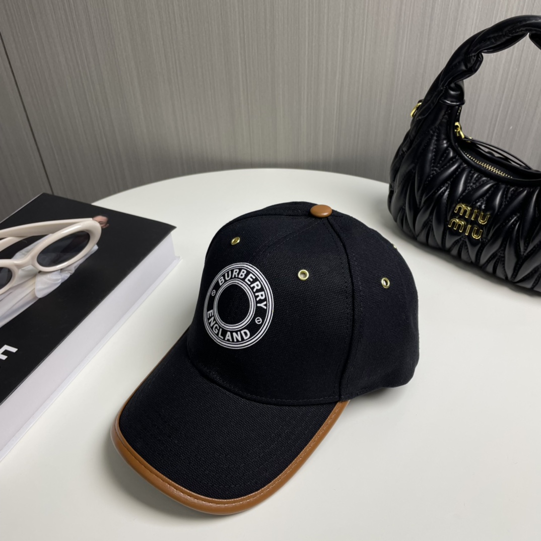 Burberry hat