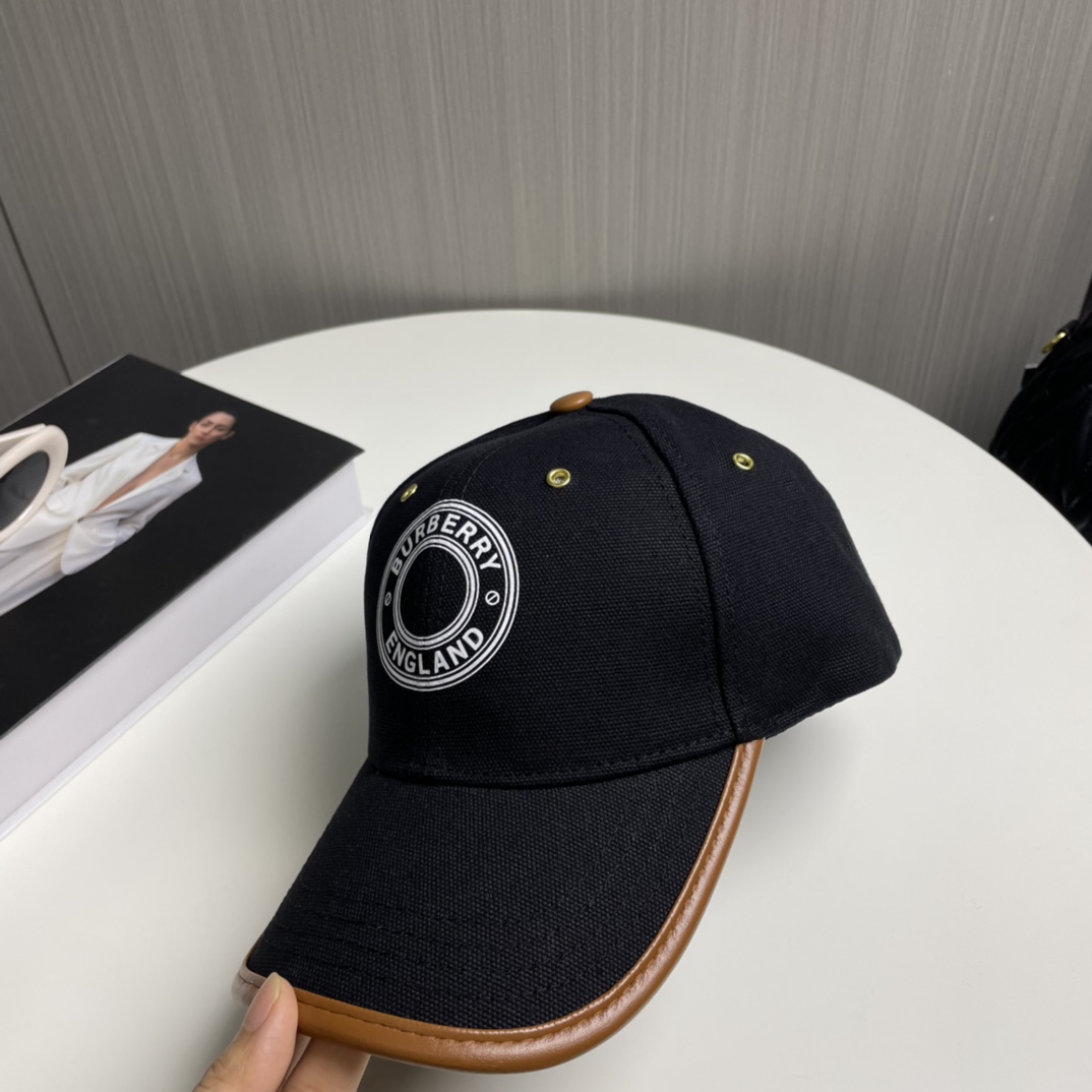 Burberry hat