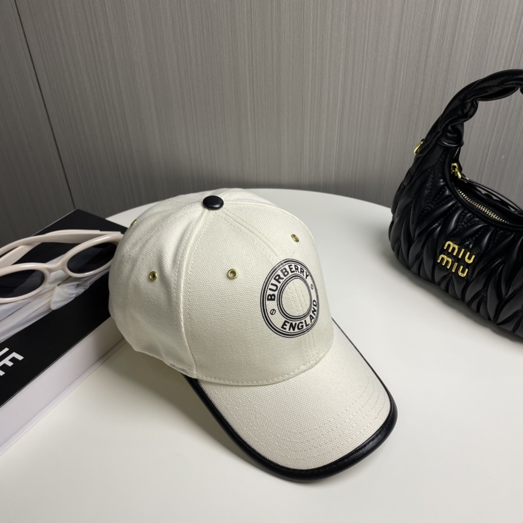 Burberry hat