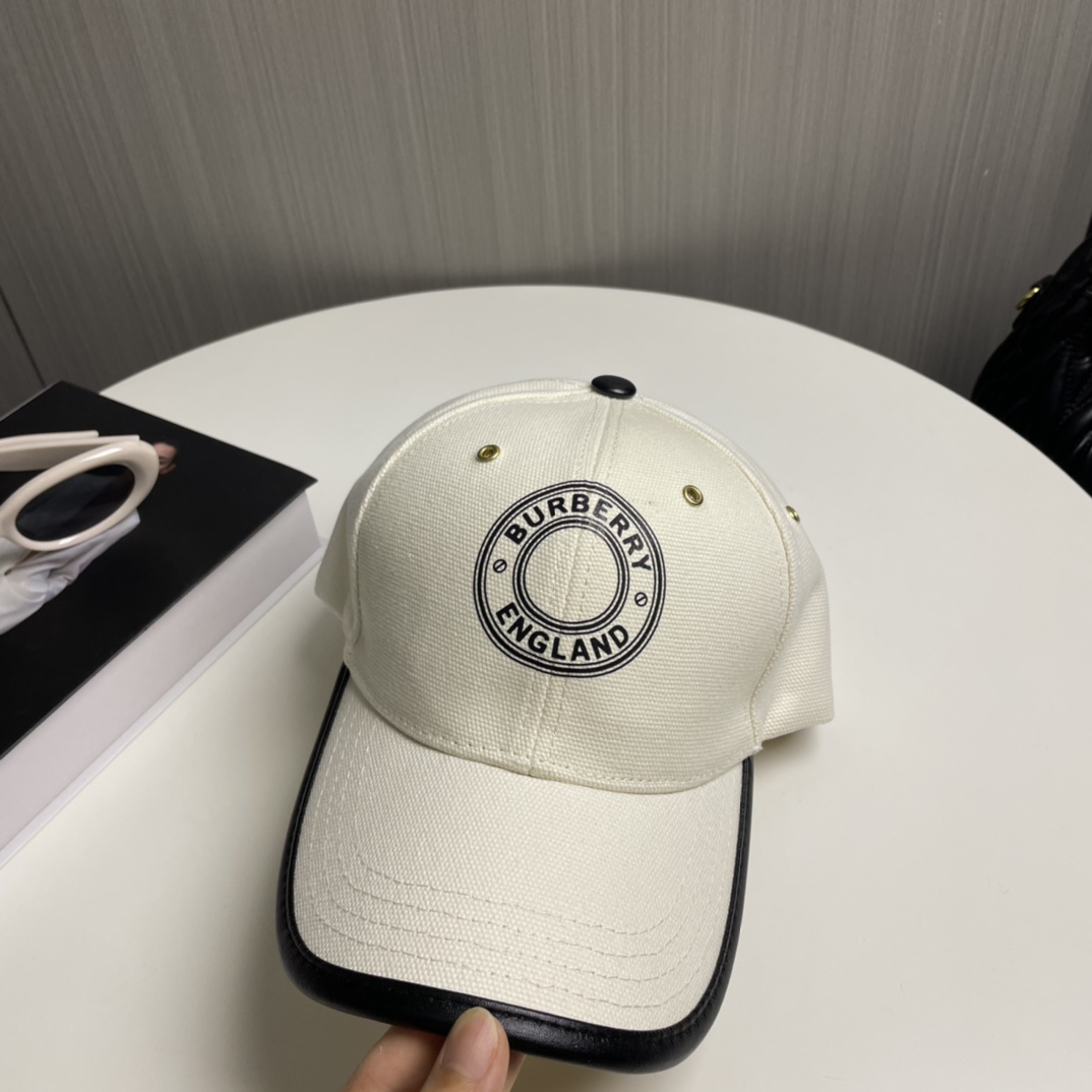 Burberry hat
