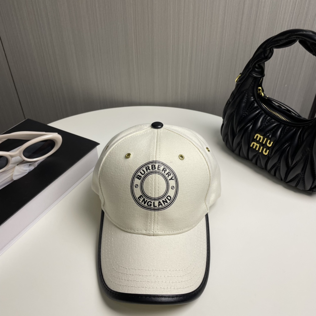 Burberry hat