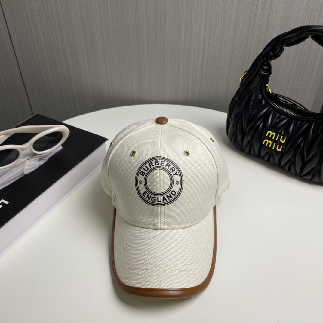 Burberry hat