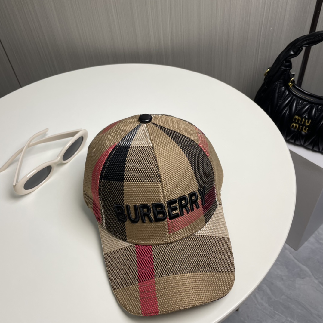 Burberry hat