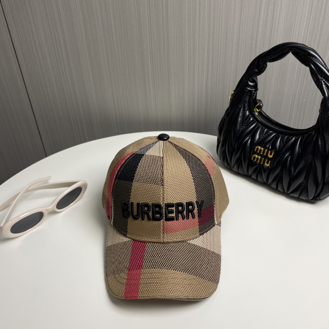 Burberry hat