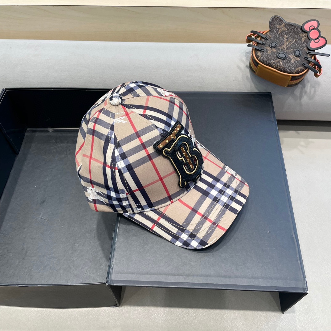Burberry hat