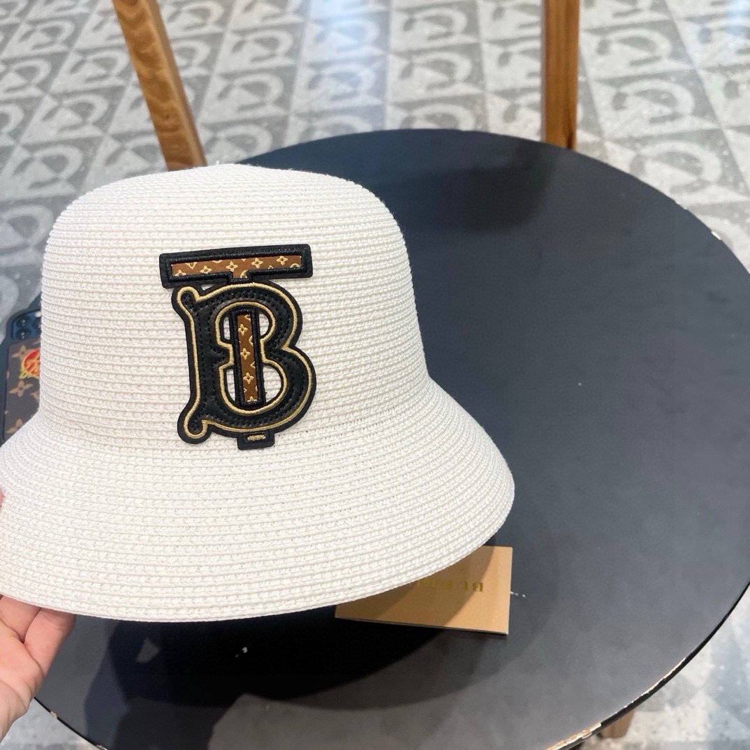 Burberry hat