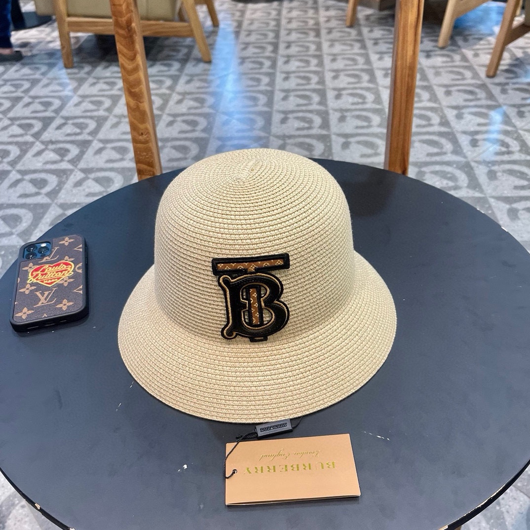 Burberry hat