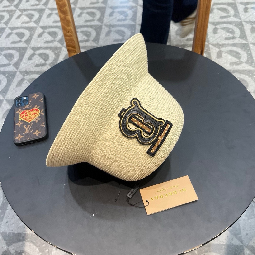 Burberry hat