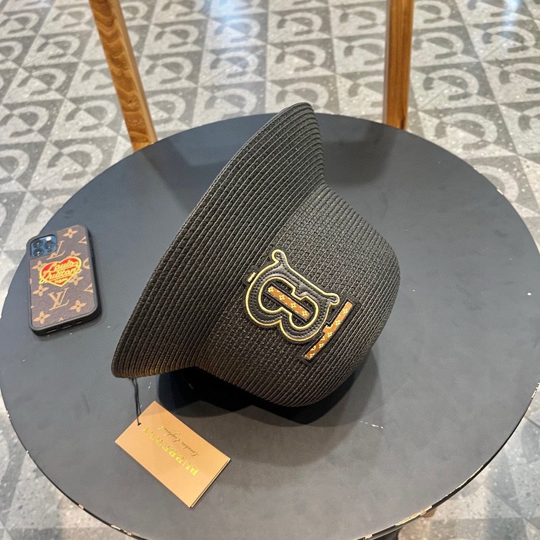 Burberry hat