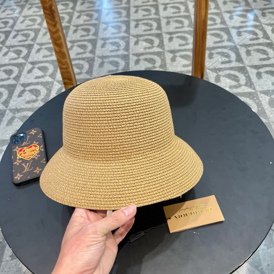 Burberry hat