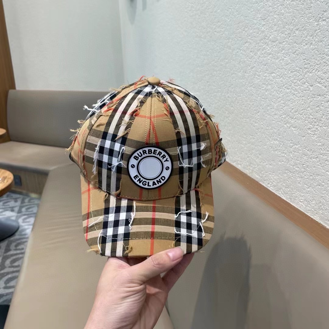 Burberry hat
