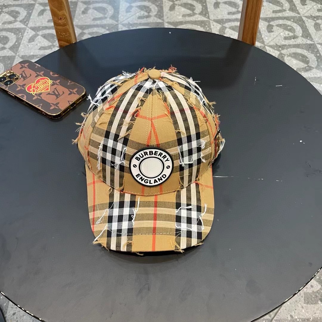 Burberry hat
