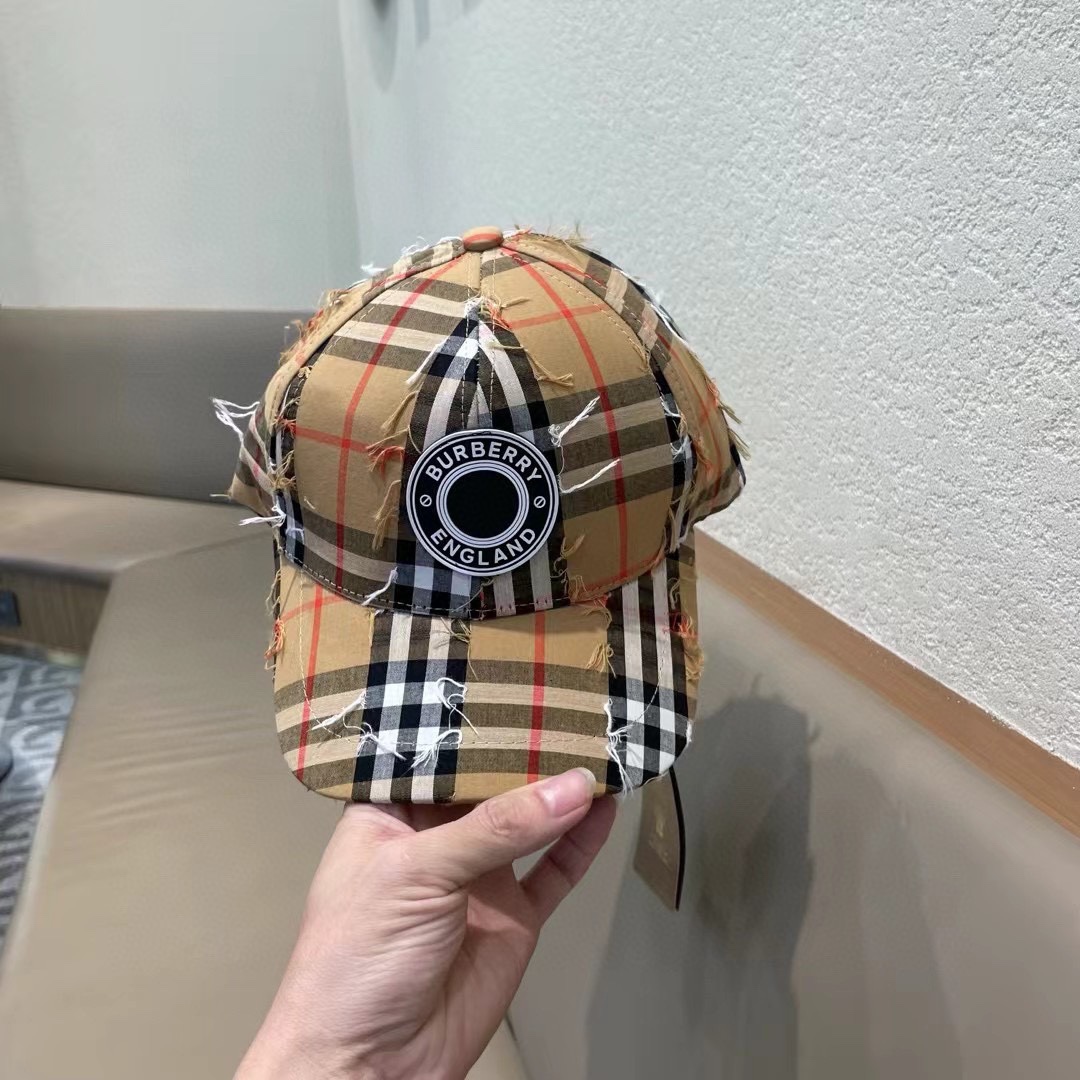 Burberry hat