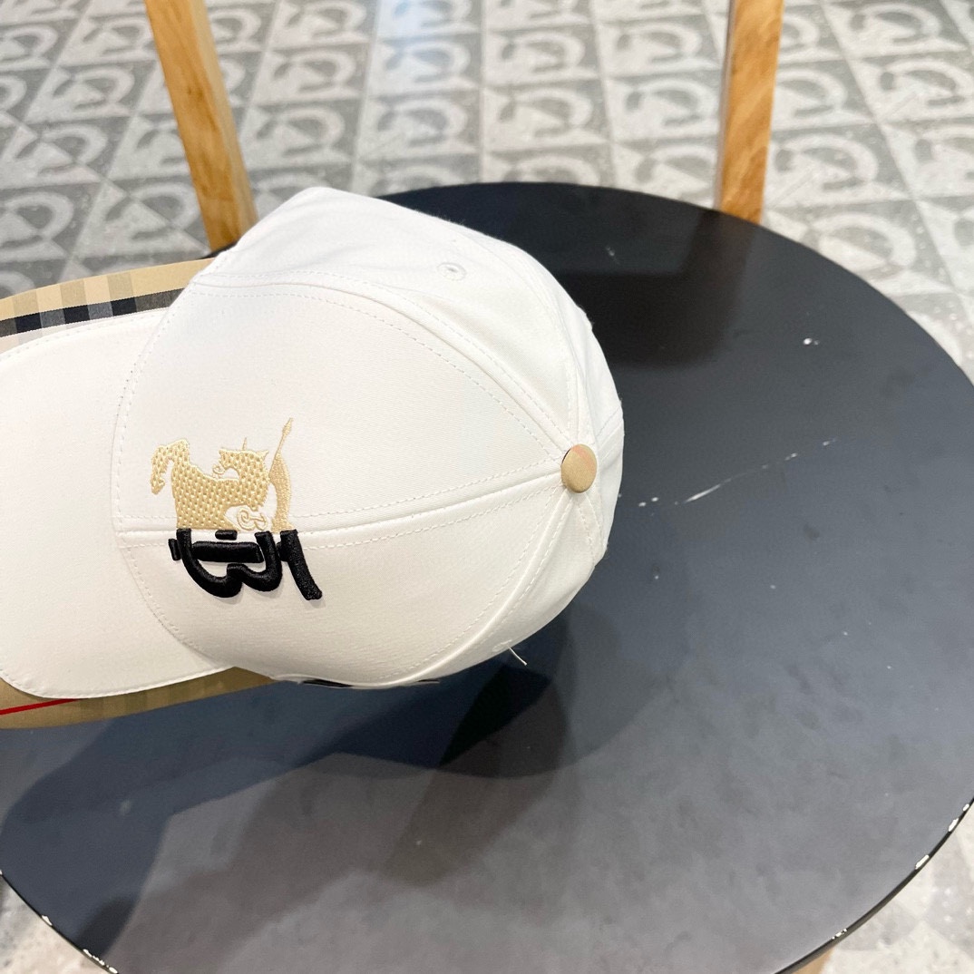 Burberry hat