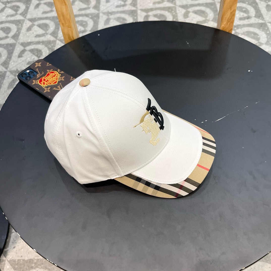 Burberry hat