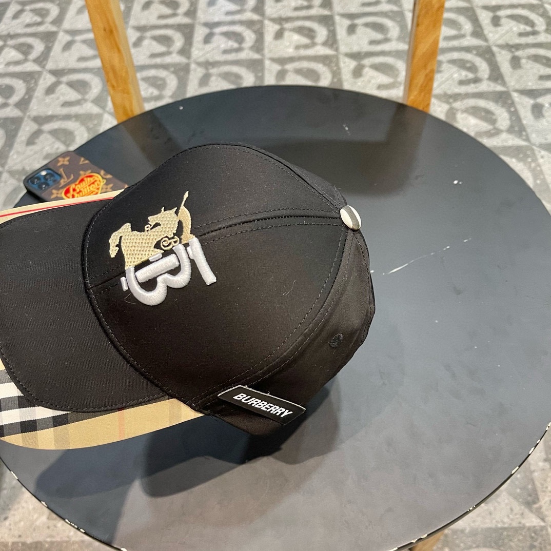 Burberry hat