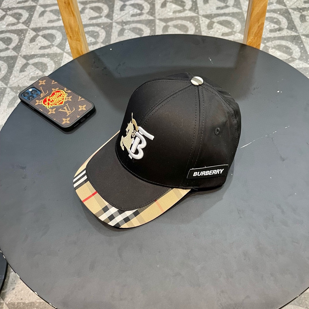 Burberry hat