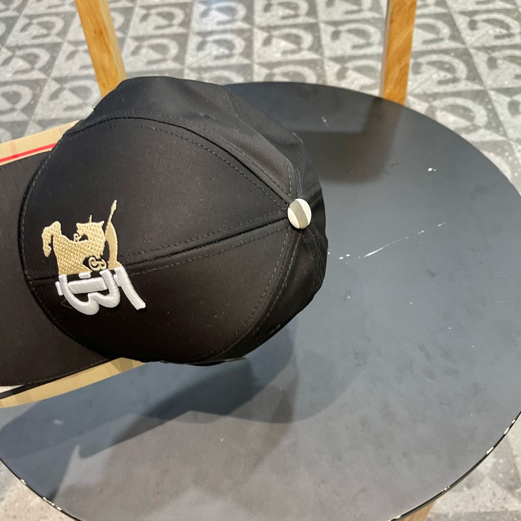 Burberry hat
