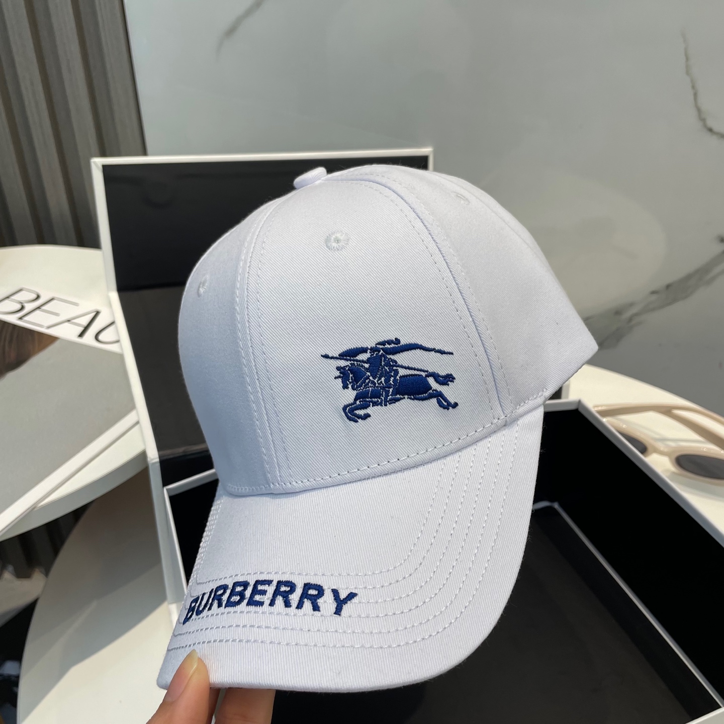 Burberry hat