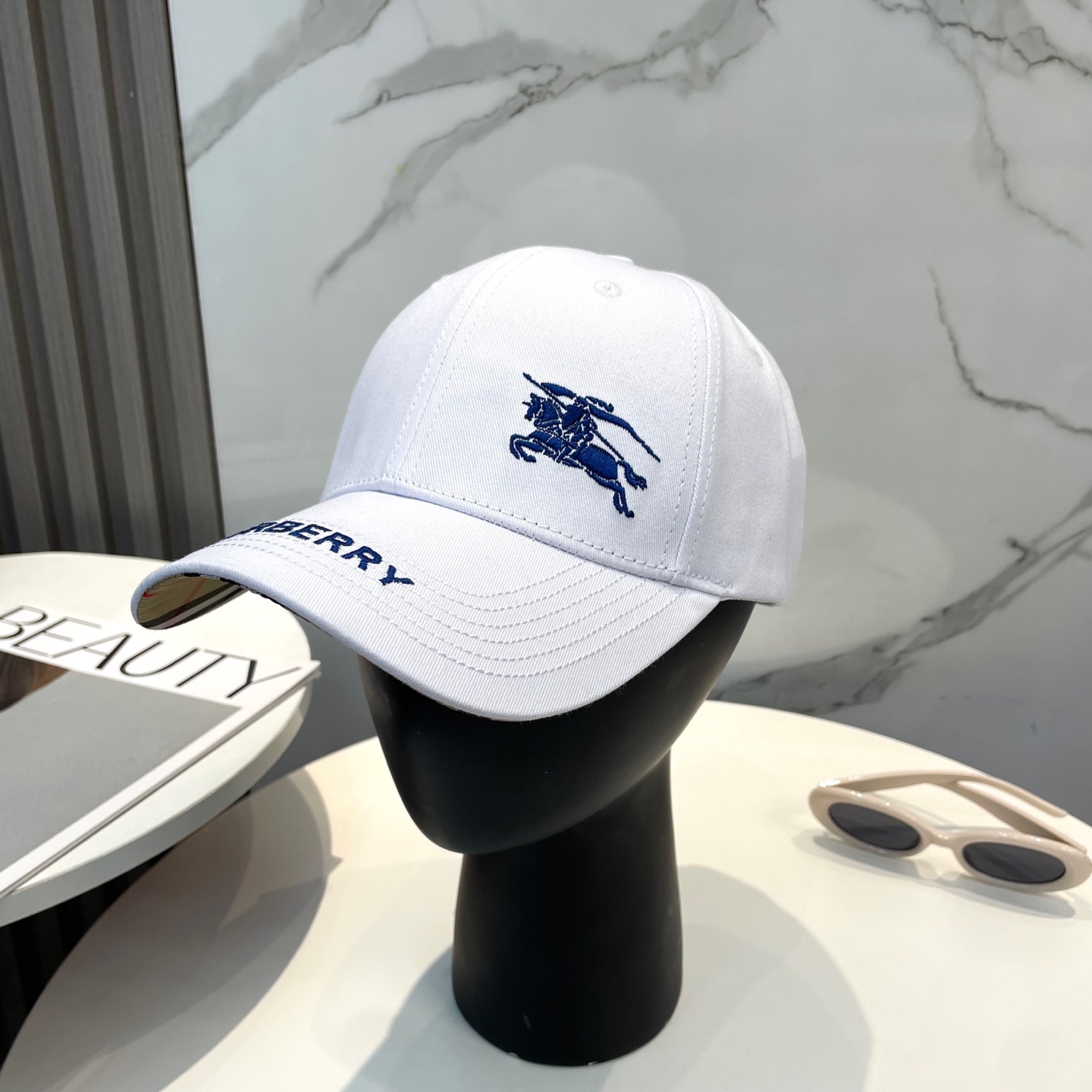 Burberry hat