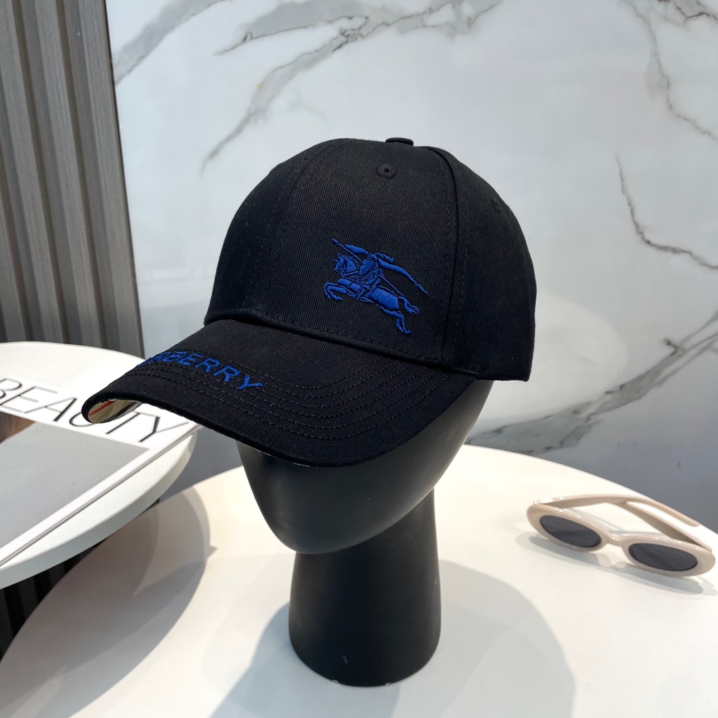 Burberry hat