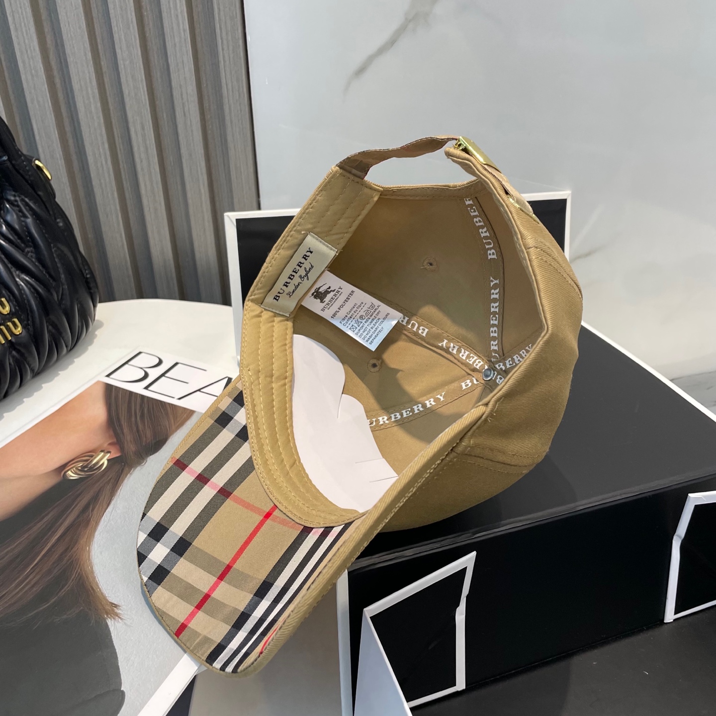 Burberry hat