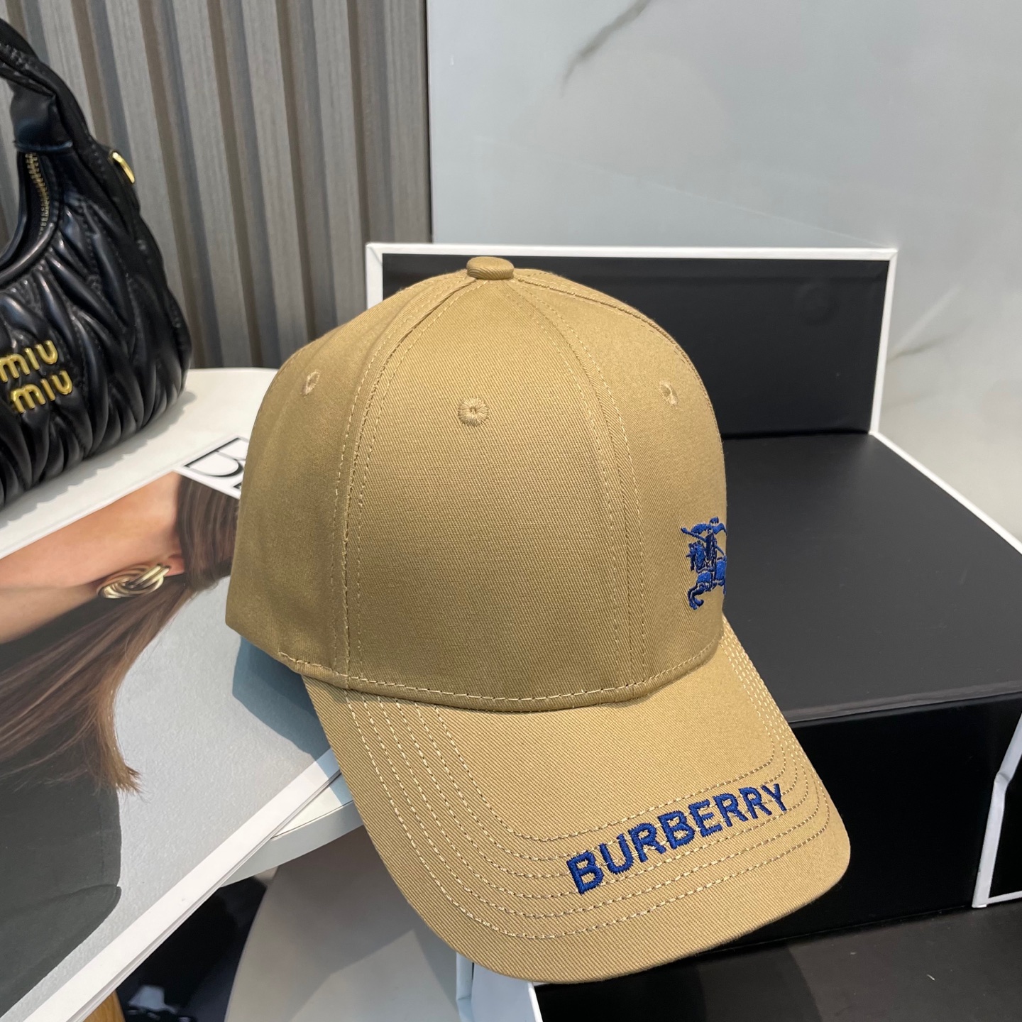 Burberry hat