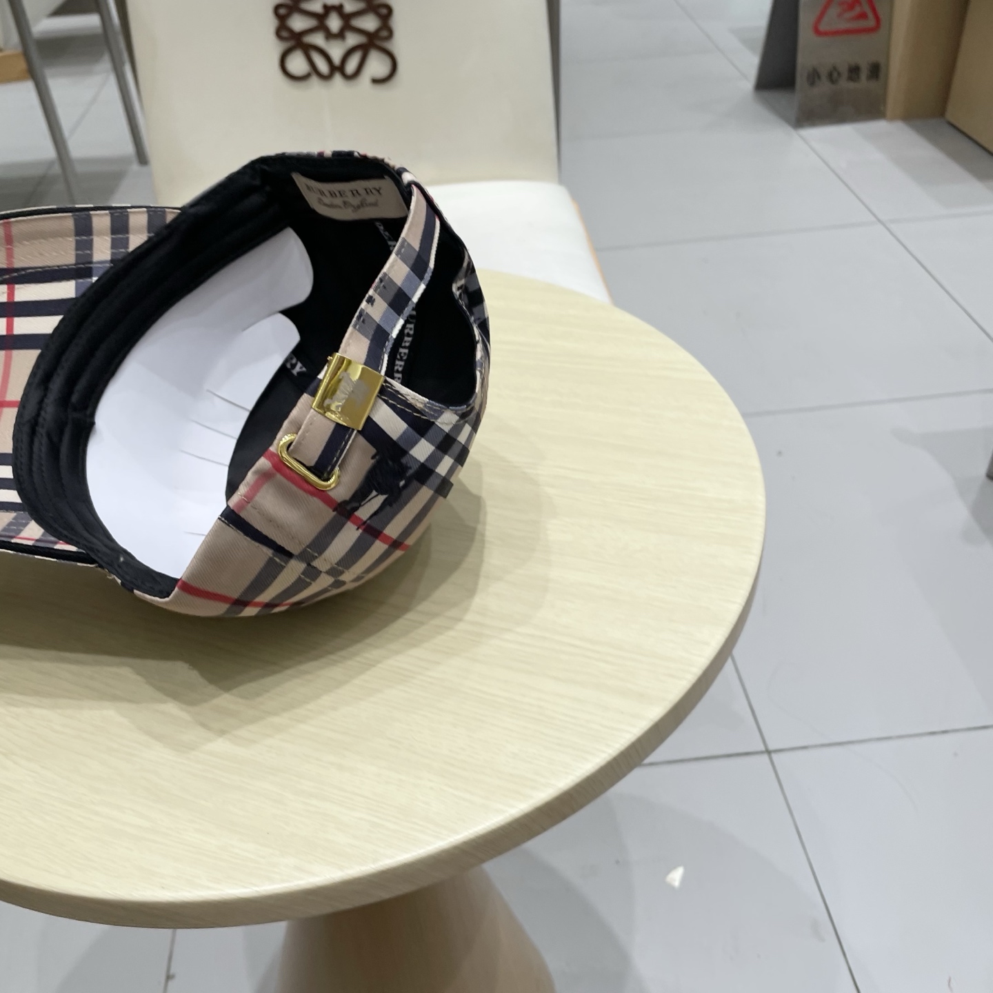 Burberry hat