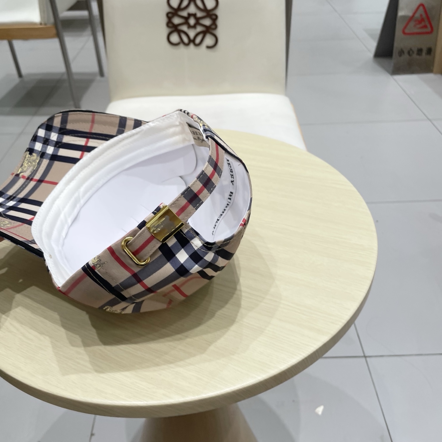 Burberry hat