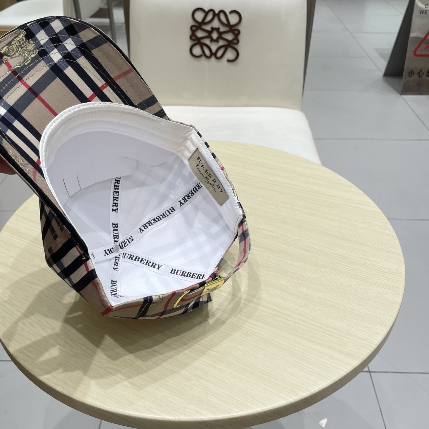 Burberry hat