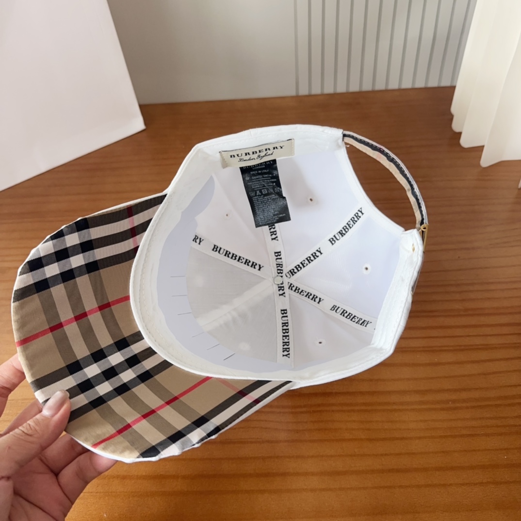 Burberry hat